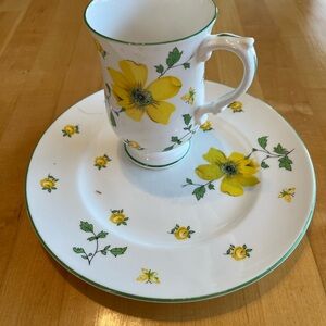 Floral Yellow and White Tea Cup and Saucer Set